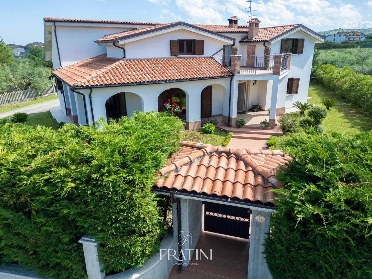 Villa in vendita a Sant'Egidio Alla Vibrata