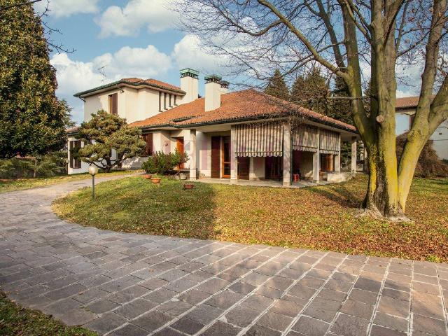 Villa in Via Dante Alighieri 87, Agrate Brianza - Foto 1