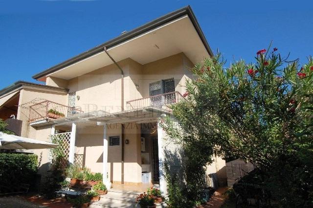 Terraced house, Pietrasanta - Photo 1