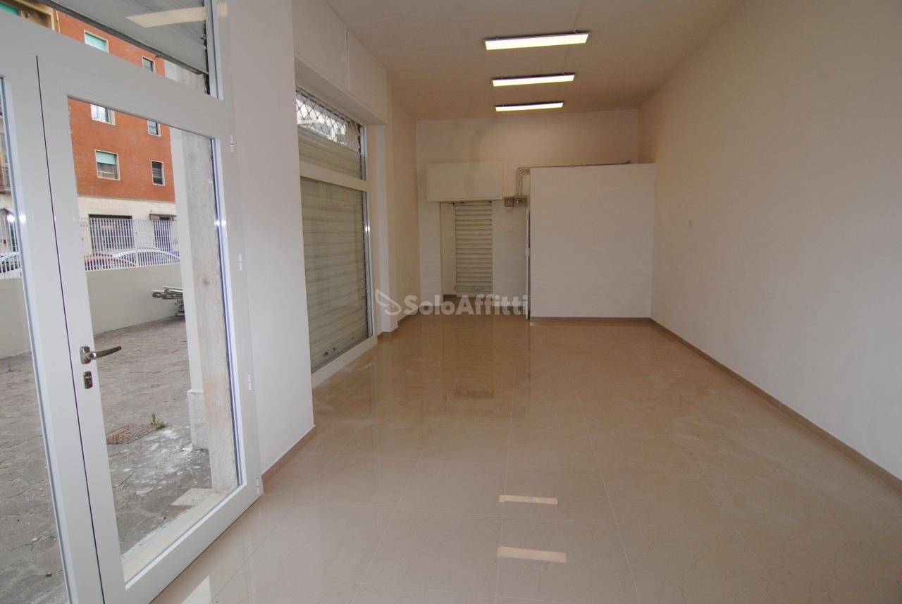 Negozio in , Livorno, {3} - Foto 2