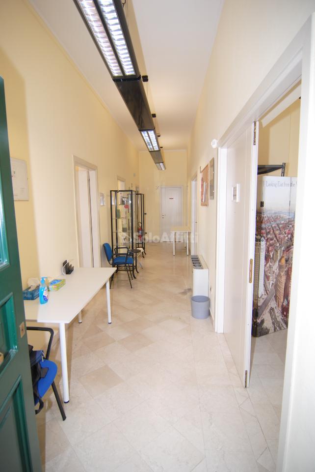 Ufficio in , Livorno, {3} - Foto 2
