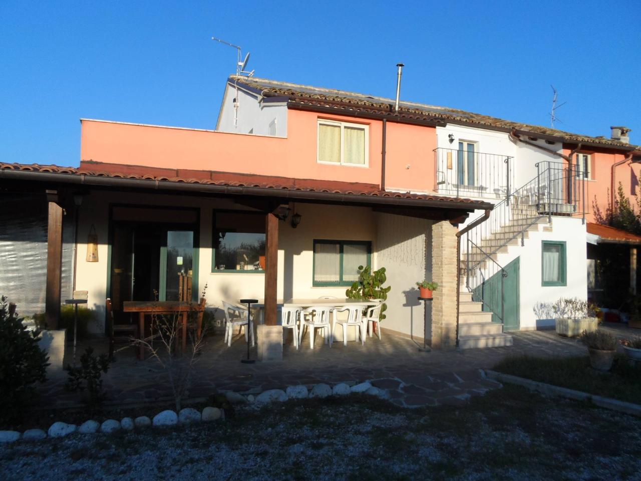 Agriturismo in Contrada Valle Cecchina, Monsampolo del Tronto - Foto 1