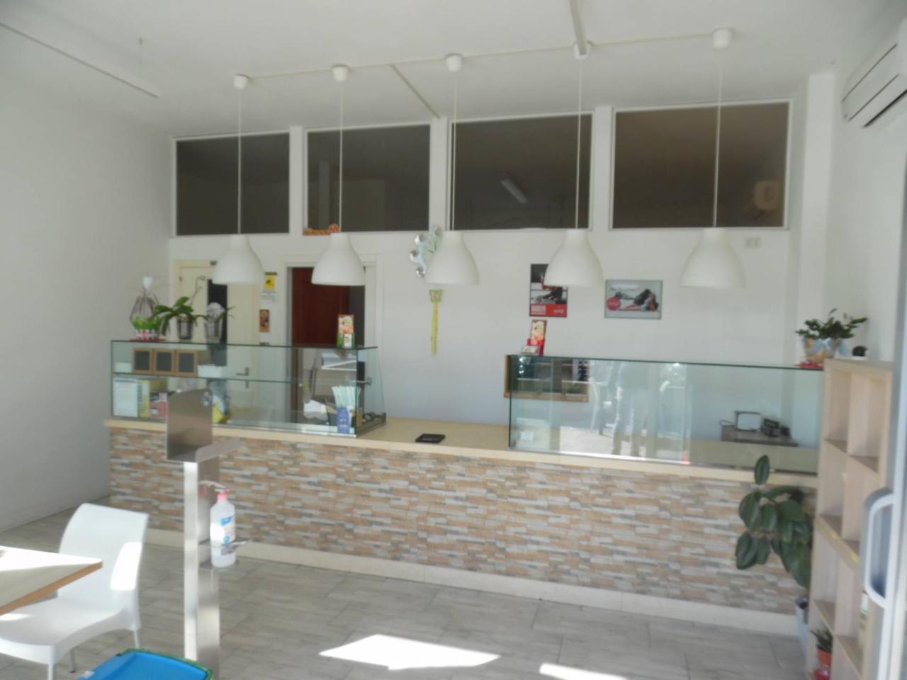 Pizzeria in Ss Adriatica 254, Grottammare, {3} - Foto 2
