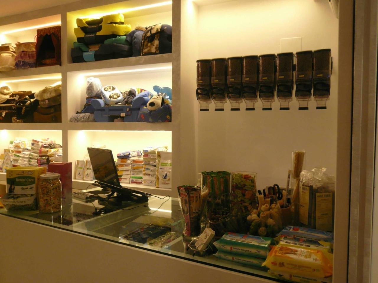 Esercizio commerciale in Via Mare, San Benedetto Del Tronto, {3} - Foto 2