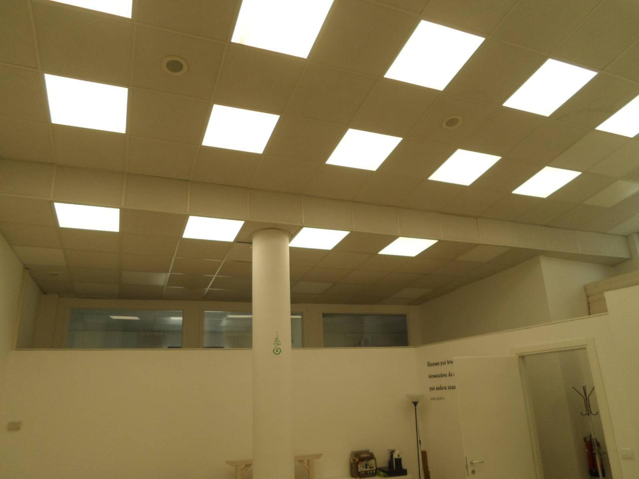 Ufficio in Via Cesare E Luciano Gabrielli, San Benedetto Del Tronto, {3} - Foto 2