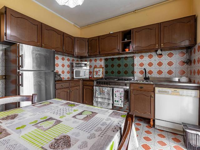 3-room flat in Via Bonfanti 10a, Colzate - Photo 1