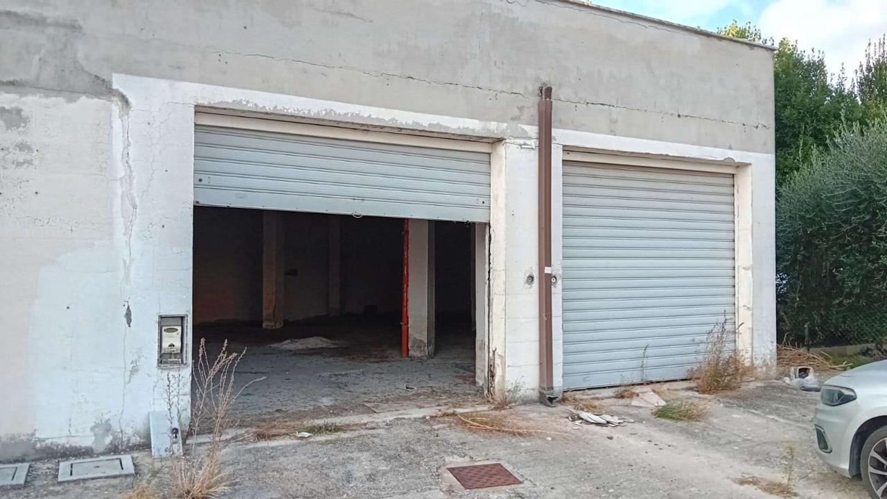 Negozio in , Latina, {3} - Foto 1
