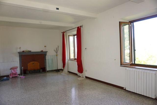 Semi-detached house, Bagni di Lucca - Photo 1