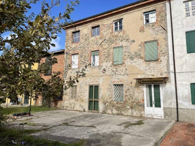 Attached house in One di Camiglian 55012, Capannori - Photo 1