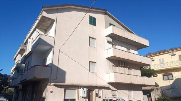 Trilocale in Via Gino Cervi, 9 89062 Lazz, Motta San Giovanni - Foto 1