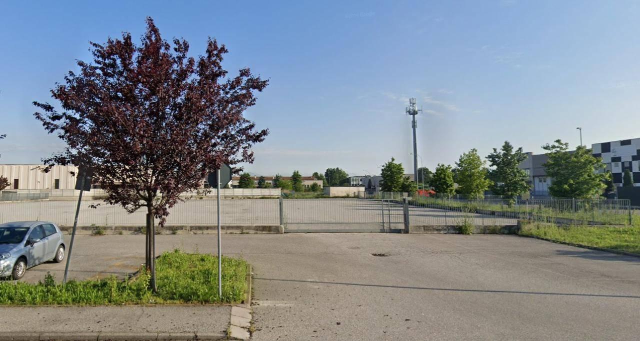 Terreno edificabile in vendita a Brignano Gera D'Adda