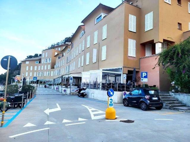 Negozio in Via Lungomare Stati Uniti , 50, Arenzano - Foto 1