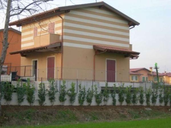Villa in vendita a Torbole Casaglia