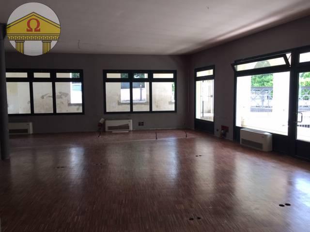 Negozio in , Treviso, {3} - Foto 1