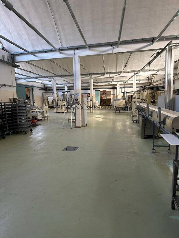 Laboratorio in Via Valminore Campomaggio 589, Rocca San Casciano, {3} - Foto 2