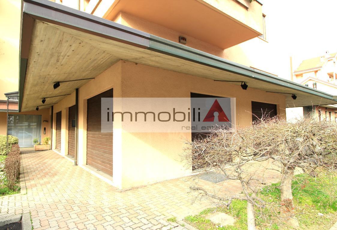 Negozio in , Lissone, {3} - Foto 1