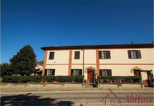 Mansion in Viale Cherasca, 39, Alba - Photo 1