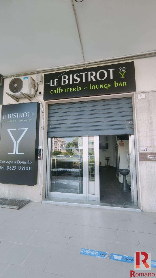 Negozio in Via Irlanda, Santa Maria Capua Vetere, {3} - Foto 1