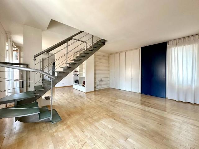 Apartament in Via San Rocco, Bra - Photo 1