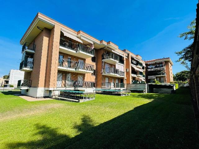 2-room flat in Via Velso Mucci, Bra - Photo 1