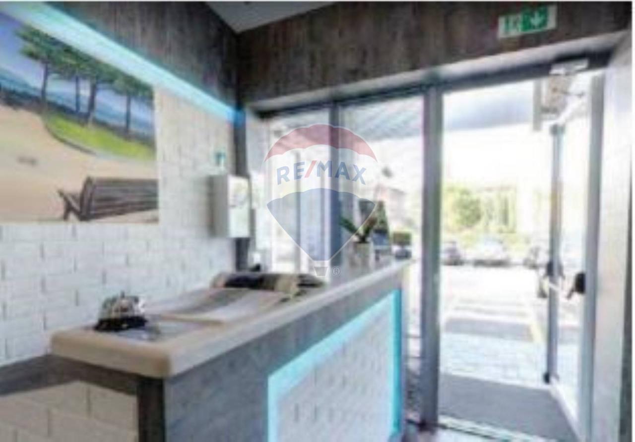 Albergo in Viale Marconi, Desenzano del Garda - Foto 1