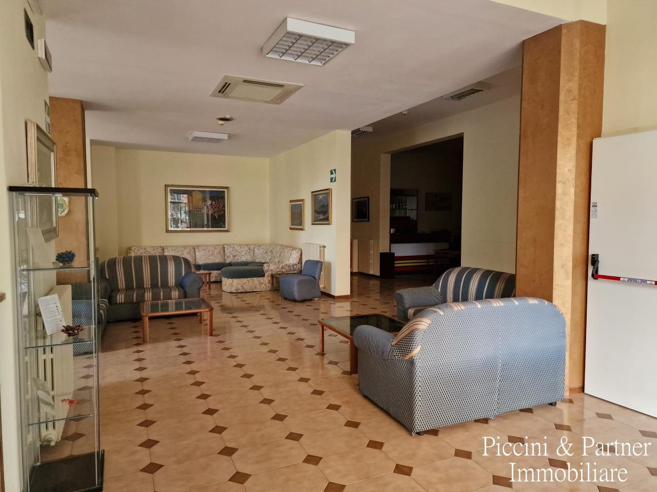 Hotel in Via Po, Chianciano Terme, {3} - Foto 2