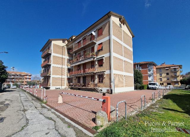 Appartamento in Via G. Carducci 45, Castiglione del Lago - Foto 1