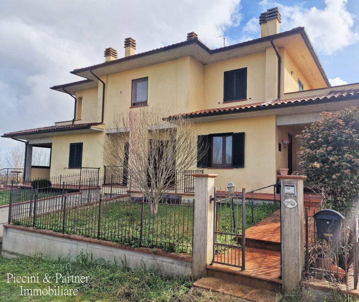 casa semindipendente in vendita a Castiglione del Lago