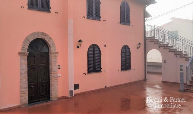 Terraced house in Via dei Lecci, Castiglione del Lago - Photo 1