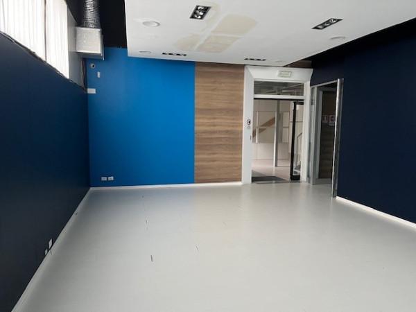 Negozio in , Pradamano, {3} - Foto 2