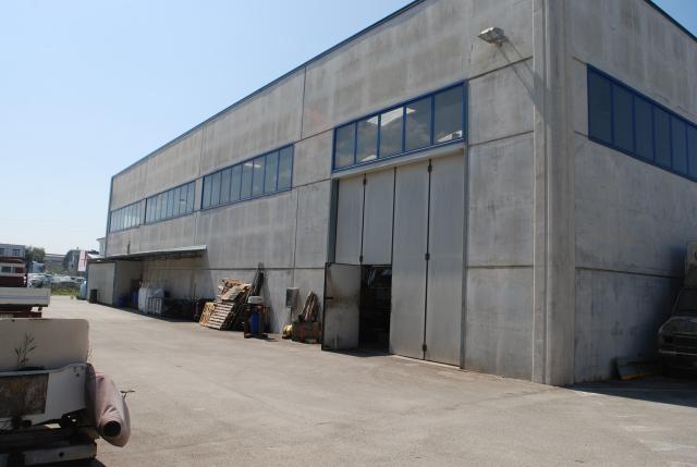 Industrial shed in Sarzana, Sarzana - Photo 1