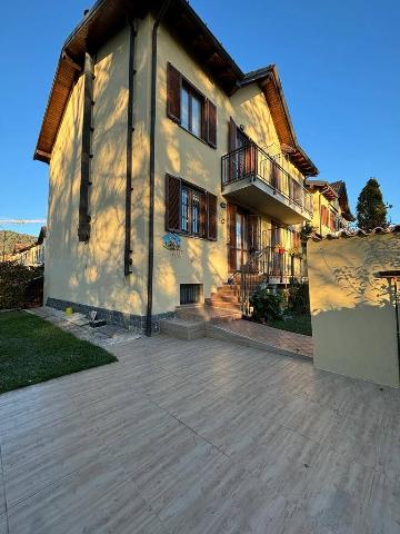 Villa a schiera in Via Giovanni Falcone, San Fermo della Battaglia - Foto 1