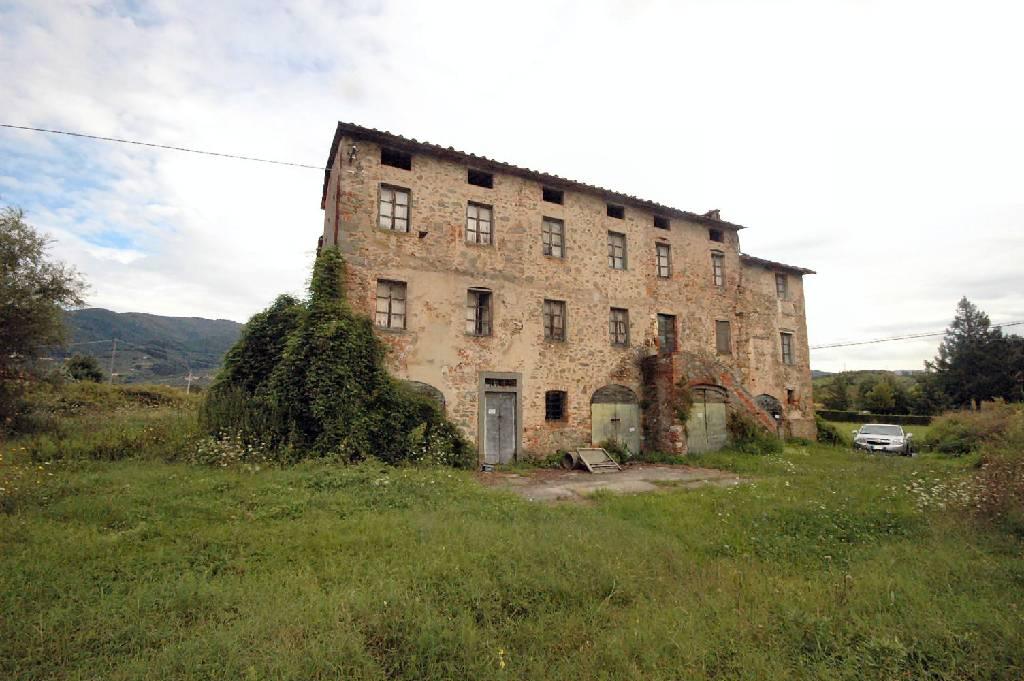 Casale in vendita a Capannori