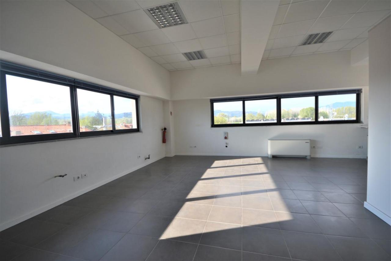 Ufficio in Alcide De Gasperi 55100, Lucca - Foto 1