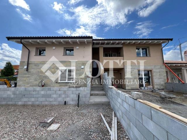 4-room flat in Via dei Girasoli, , Calcinaia - Photo 1