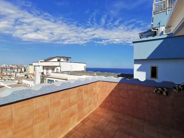 3-room flat in {3}, Via Lungomare Stefano Pugliese - Photo 1