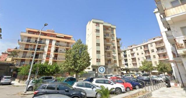 2-room flat in Via Cristoforo Colombo, Catanzaro - Photo 1