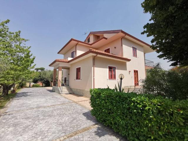 Villa in Via Gimigliano, Catanzaro - Foto 1