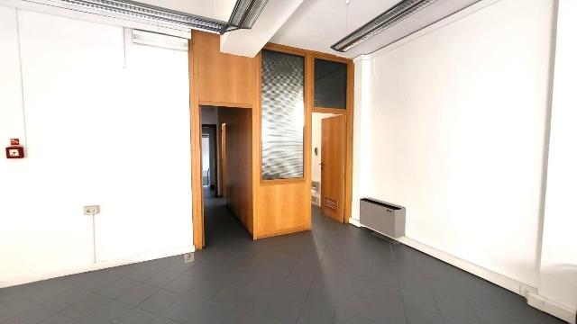 Business space, Vicopisano - Photo 1