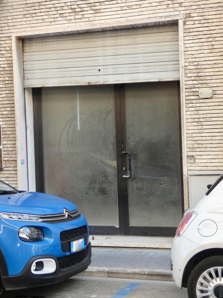 Ufficio in , Pontedera, {3} - Foto 1