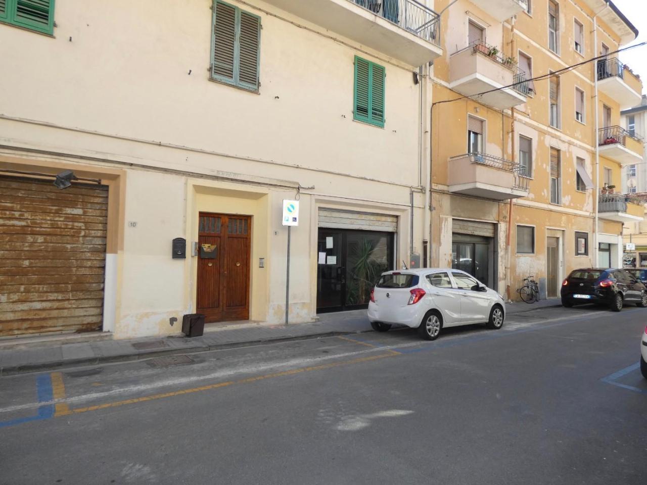 Negozio in , Pontedera, {3} - Foto 2