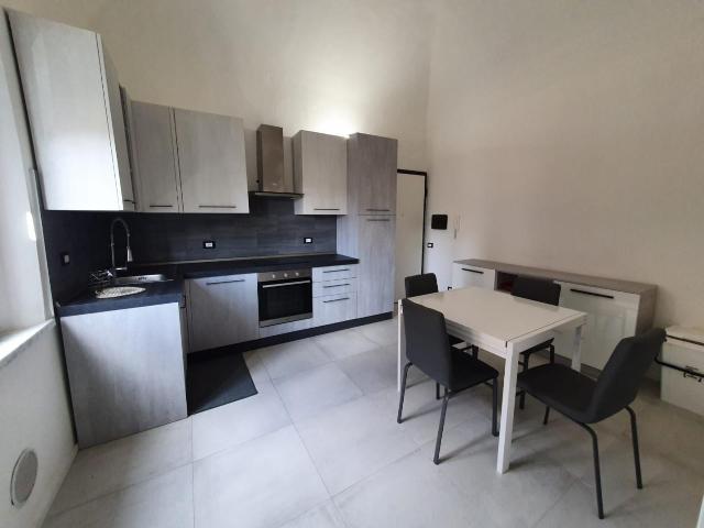 2-room flat, Pontedera - Photo 1