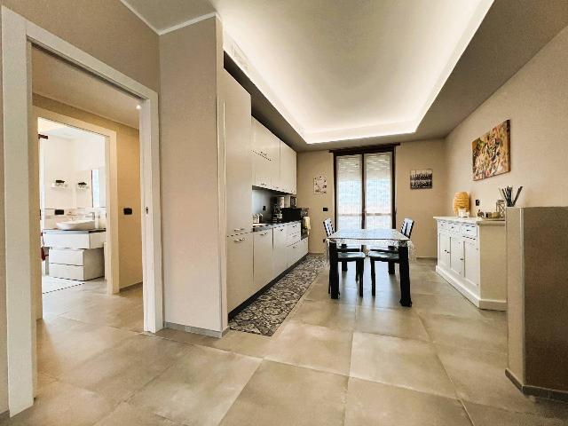 Apartament in Via Ferdinando Gabotto 39, Bra - Photo 1