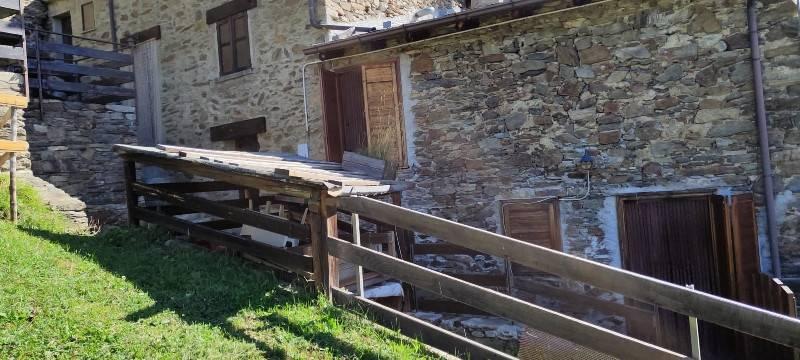 Villa a schiera in vendita a Montagna In Valtellina