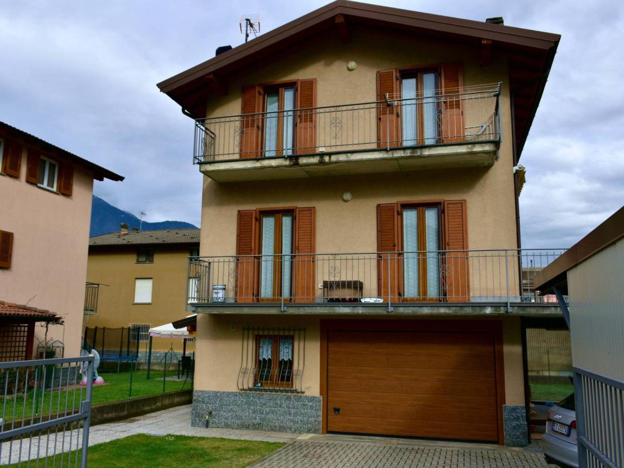 Villa in vendita a Ardenno