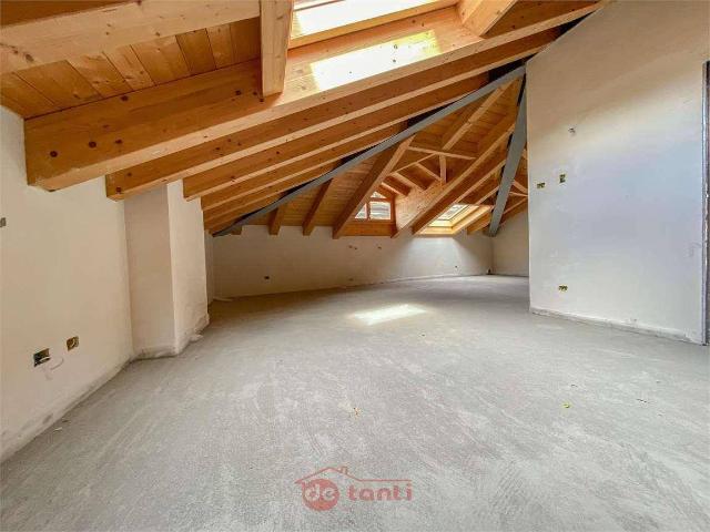 Vierzimmerwohnung in Via Dolzino, Chiavenna - Foto 1