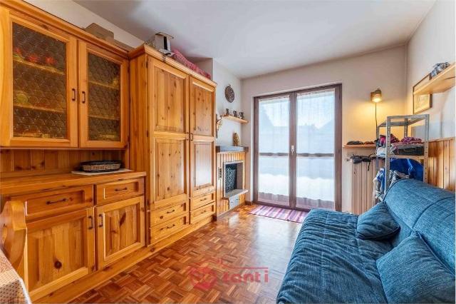 One-room flat in Via Giavere, Campodolcino - Photo 1