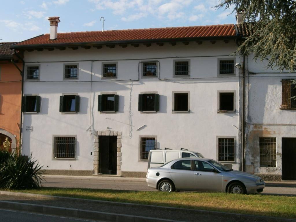 Casa indipendente in vendita a Pozzuolo Del Friuli