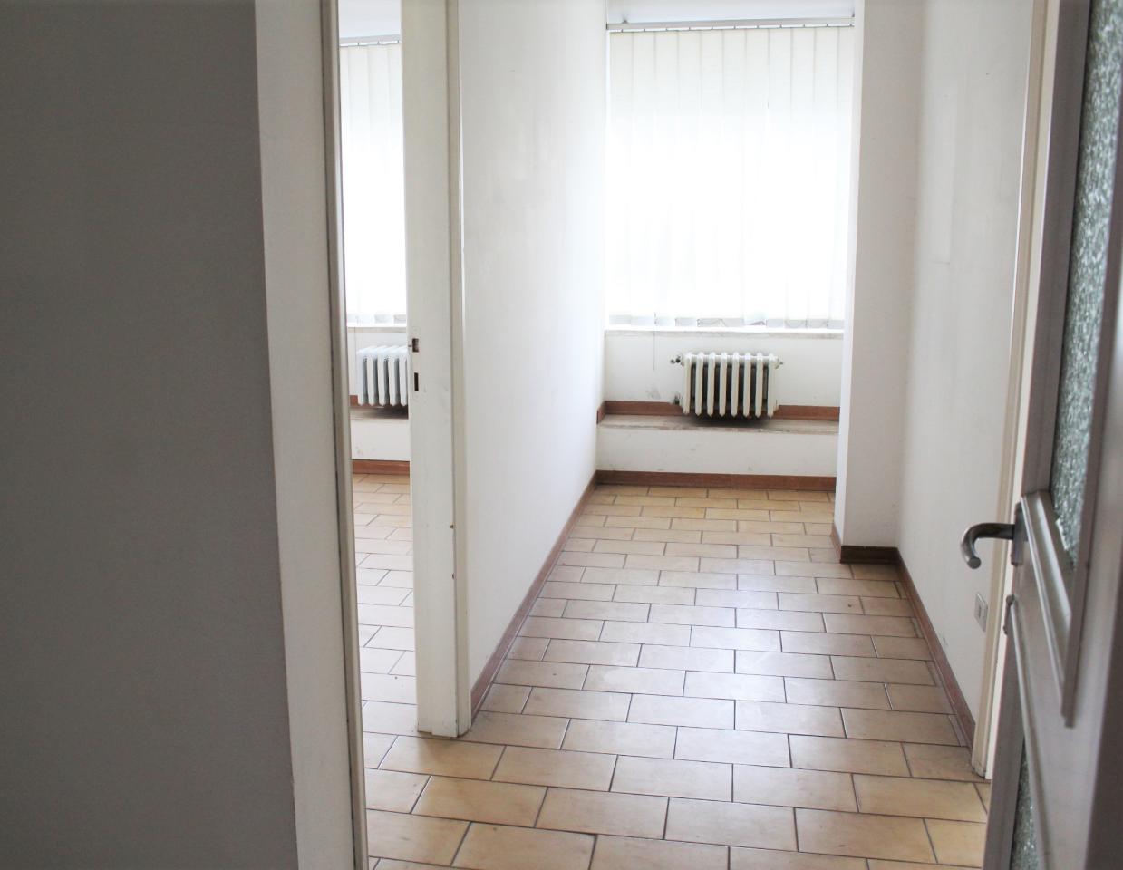 Ufficio in Via Floraspe Renzetti 11, Lanciano, {3} - Foto 2