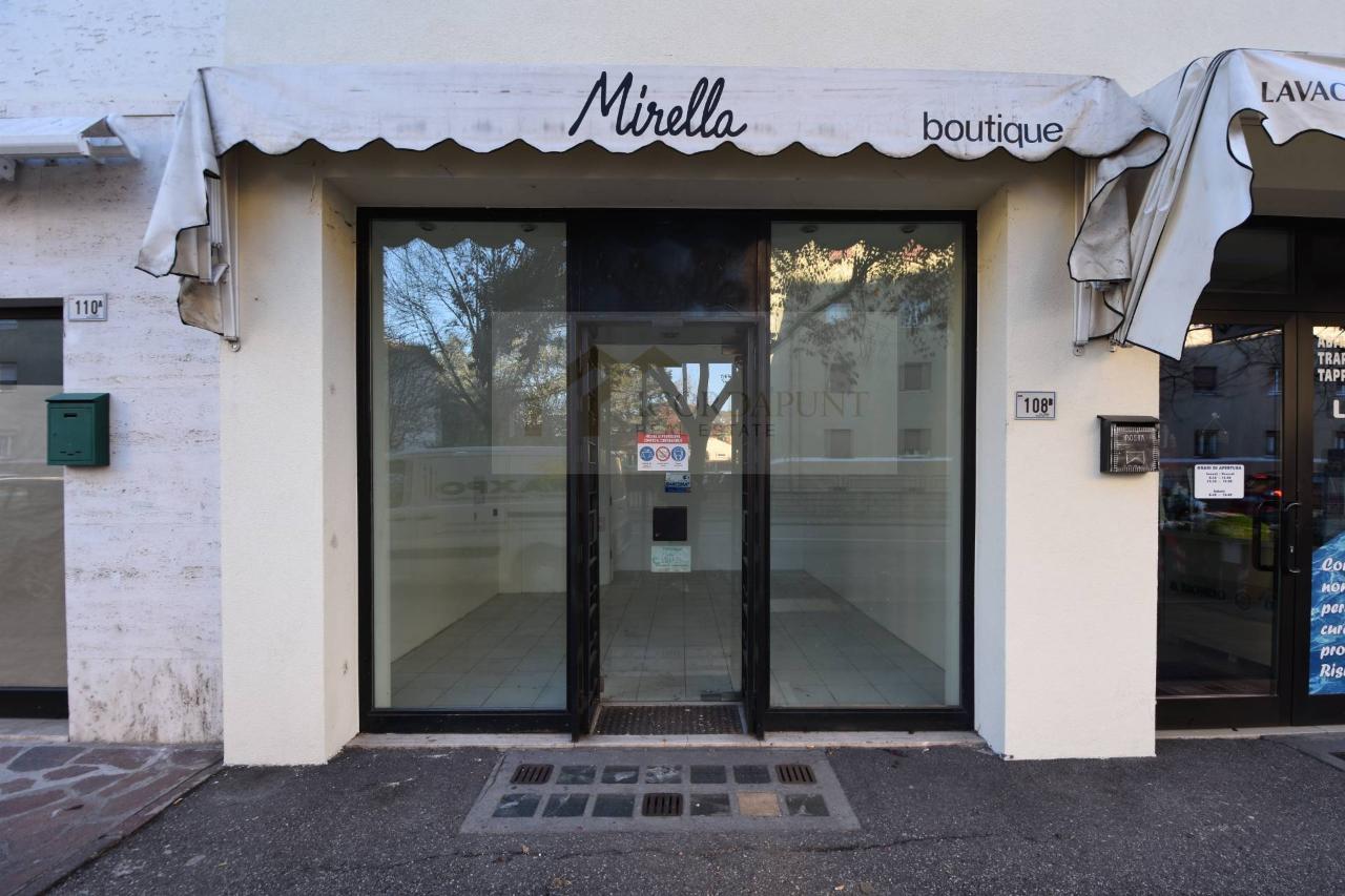 Negozio in Via Resia 108, Bolzano - Foto 1
